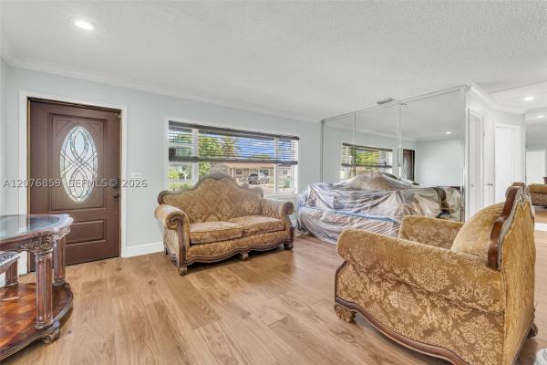 Entin Estates, 2422 NW 175th Ter, Miami Gardens, Florida 33056, image 3