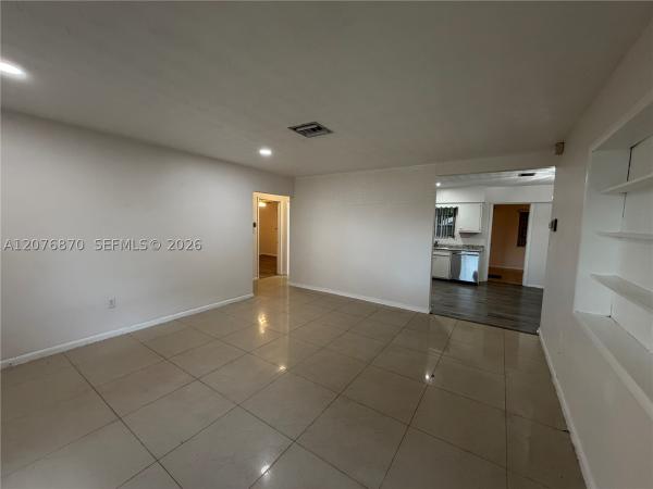 Boulevard Heights, 650 N 73rd Ave, Hollywood, Florida 33024, image 2