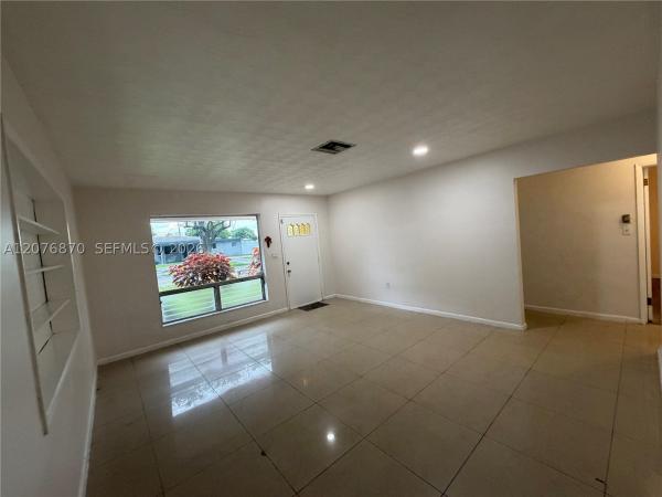 Boulevard Heights, 650 N 73rd Ave, Hollywood, Florida 33024, image 1