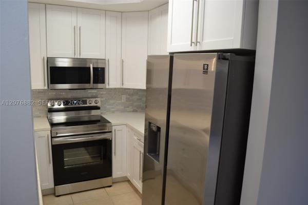 The Villas At Harbor Isles, Dania Beach, Florida 33312, image 2