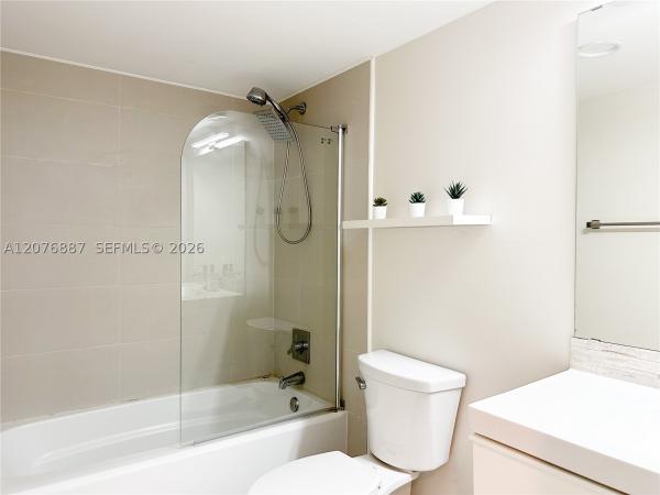 De Soto Park North, 2001 Atlantic Shores Blvd #510, Hallandale Beach, Florida 33009, image 1