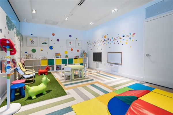 Le Parc At Brickell, 1600 SW 1st Ave #704, Miami, Florida 33129, image 1