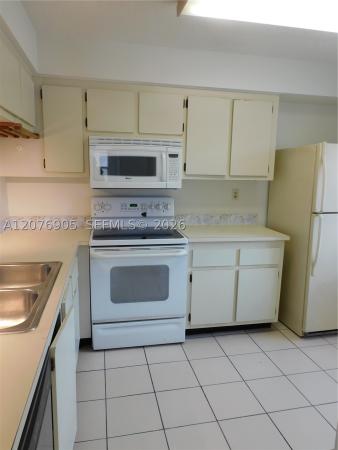 14732 SW 90th Ter, Unincorporated Dade County, Florida 33196, image 2