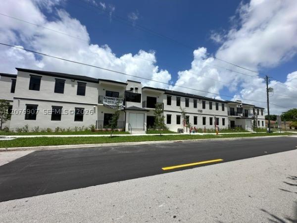 17020 SW 104th Ave #202, Unincorporated Dade County, Florida 33157, image 1