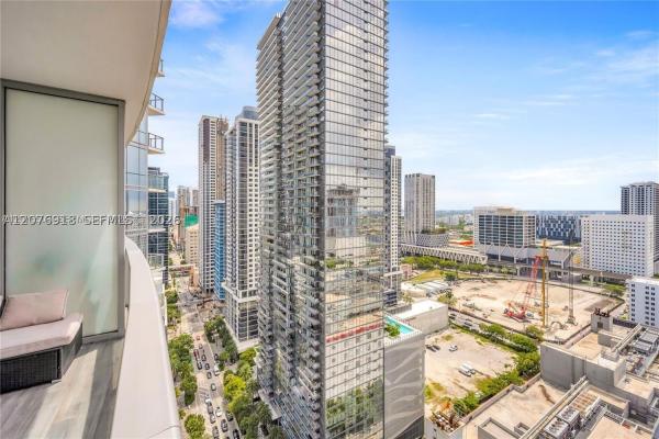 Paramount Miami Worldcenter, 851 NE 1st Ave #2408, Miami, Florida 33132, image 2