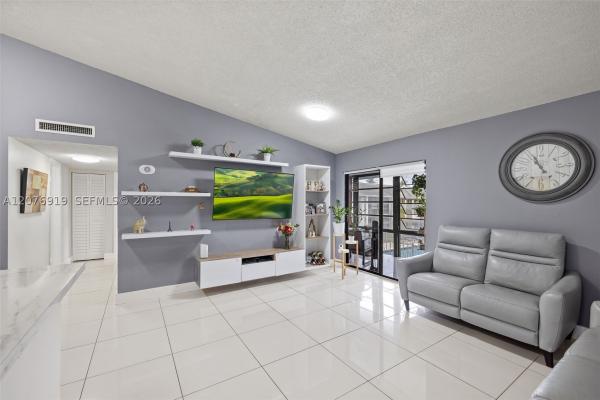 827 NE 199th St #206, Unincorporated Dade County, Florida 33179, image 1