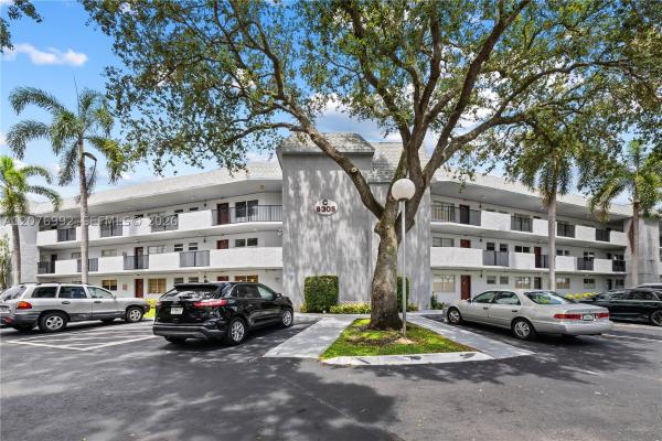 Fairways Of Tamarac, 8305 NW 61st St #C303, Tamarac, Florida 33321, image 3