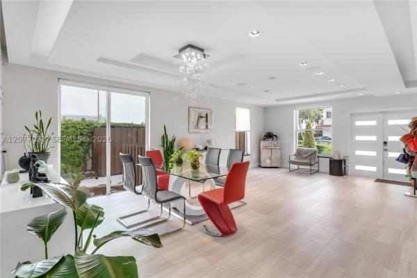 Catalina At Doral Isles, 11101 NW 72nd Ter, Doral, Florida 33178, image 2