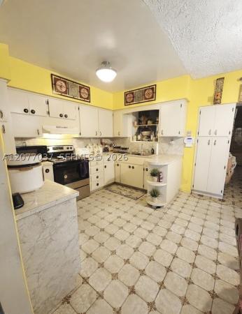 8210 NW 34th Ave, Unincorporated Dade County, Florida 33147, image 3