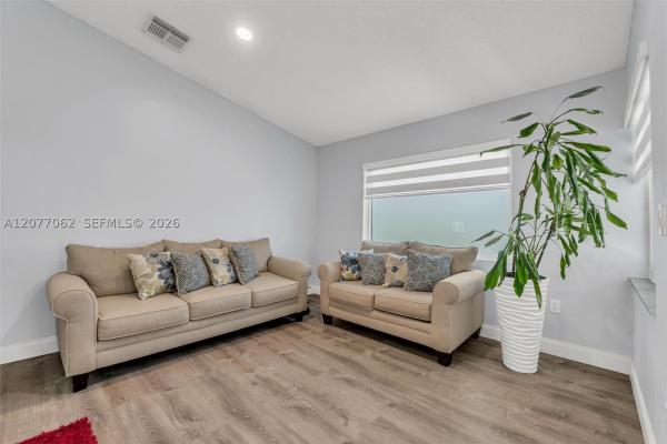 Tiffany Cove At Silver Lakes, 631 SW 176th Ave, Pembroke Pines, Florida 33029, image 2