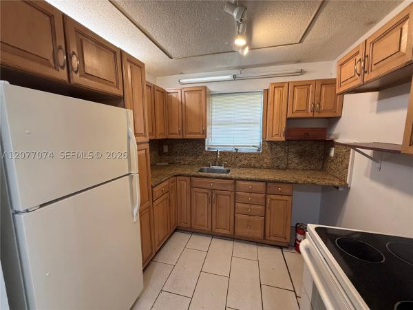 Hollywood Beach Heights, 5715 Hayes St, Hollywood, Florida 33021, image 1