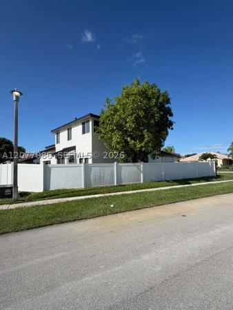 Coconut Key At Silver Lakes, Pembroke Pines, Florida 33029, image 1