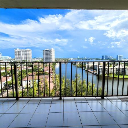 The Clipper At Biscayne Cove, 18151 NE 31st Ct #1707, Aventura, Florida 33160, image 3