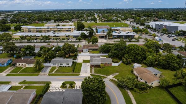 Norwood, 1225 NW 192nd St, Miami Gardens, Florida 33169, image 2