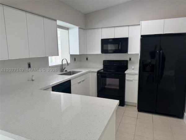 14739 SW 102nd Ter, Unincorporated Dade County, Florida 33196, image 3