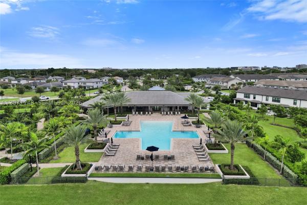 Oak Tree, 2357 Rollingwood Ct, Oakland Park, Florida 33309, image 2