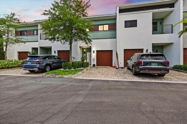 Strata At Plantation, 808 NW 44th Ter, Plantation, Florida 33317, image 2