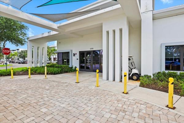 Strata At Plantation, 808 NW 44th Ter, Plantation, Florida 33317, image 2