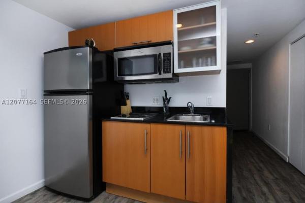 Opera Tower, 1750 N Bayshore Dr #1203, Miami, Florida 33132, image 2