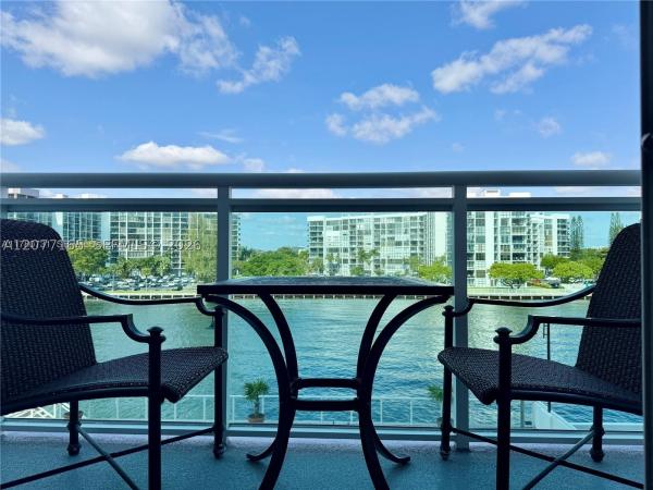 The Residences On Hollywood Beach, 3000 S Ocean Dr #304, Hollywood, Florida 33019, image 2