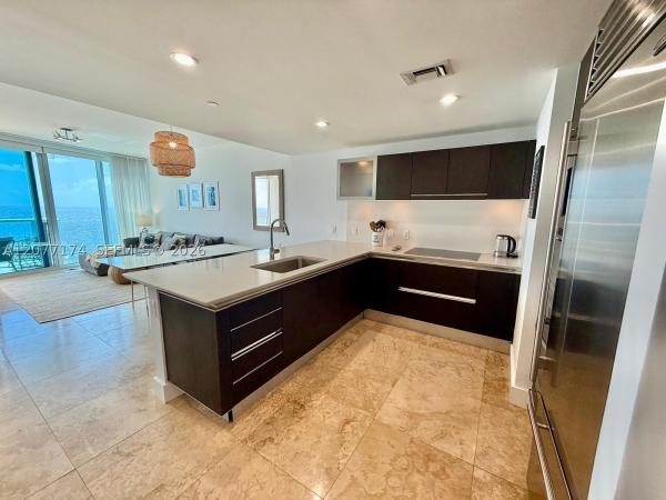 Jade Beach, 17001 Collins Ave #1903, Sunny Isles Beach, Florida 33160, image 3