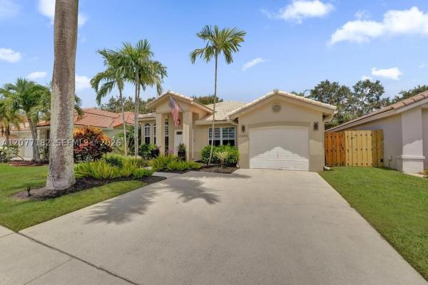 Poinciana Parc, 13993 N Cypress Cove Cir, Davie, Florida 33325, image 3