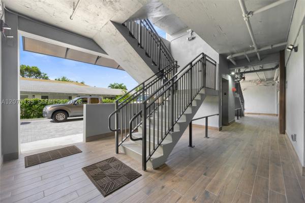 1020 NW 2nd Ave #301, Hallandale Beach, Florida 33009, image 2