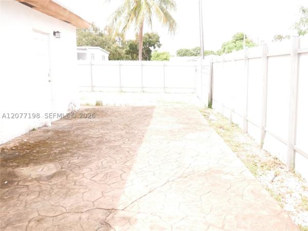 2955 NW 102nd St, Unincorporated Dade County, Florida 33147, image 1