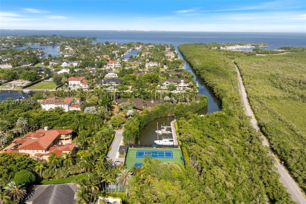 Journey’s End Estates, 9490 Old Cutler Ln, Coral Gables, Florida 33156, image 3