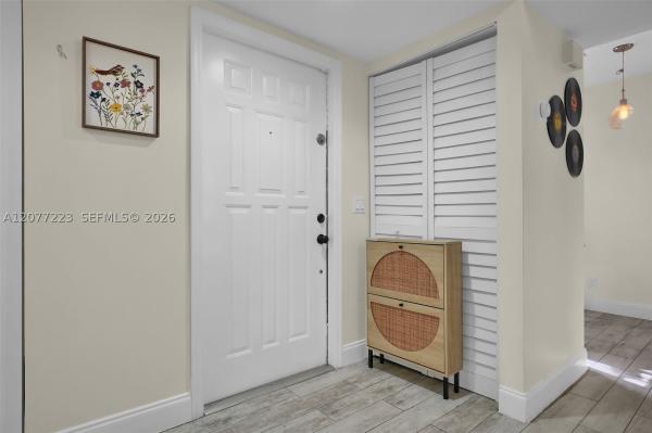 6538 NW 170th Ter, Hialeah, Florida 33015, image 2