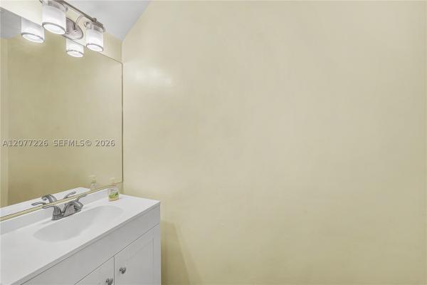 Pelican Pointe, 762 SW 122nd Ter, Pembroke Pines, Florida 33025, image 2
