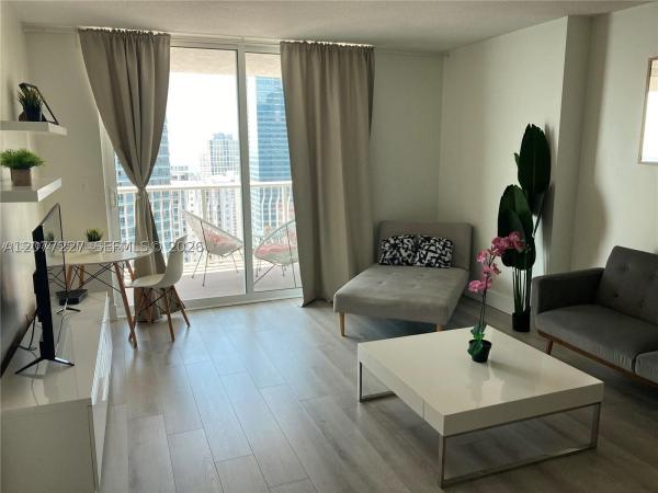 The Club At Brickell Bay, 1200 Brickell Bay Dr #3705, Miami, Florida 33131, image 1
