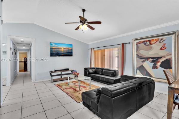 Tanglewood Lakes, 741 SW 100th Ter, Pembroke Pines, Florida 33025, image 3