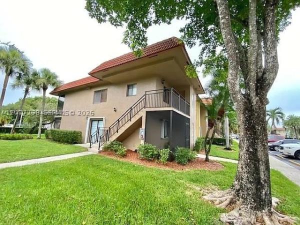 Racquet Club At Bonaventure, 215 Lakeview Dr #203, Weston, Florida 33326, image 1