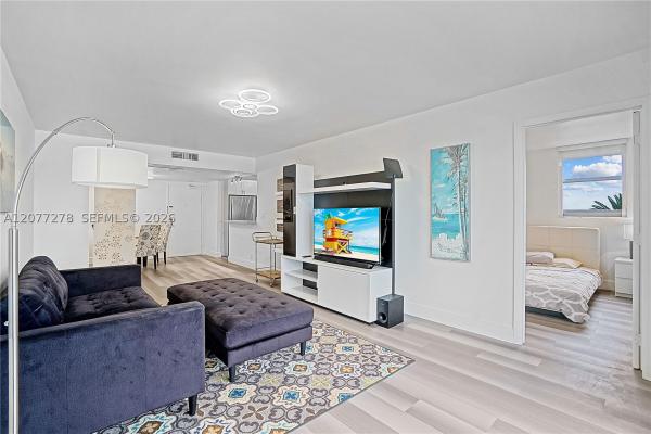 Manatee, 9273 Collins Ave #309, Surfside, Florida 33154, image 2