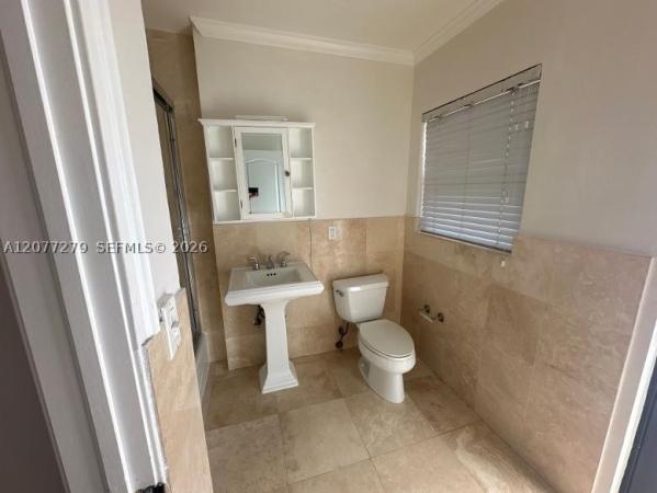 Bal Harbour Court, 32 Camden Dr #9, Bal Harbour, Florida 33154, image 3