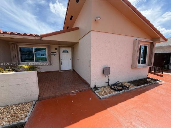 9986 SW 2nd St, Unincorporated Dade County, Florida 33174, image 1