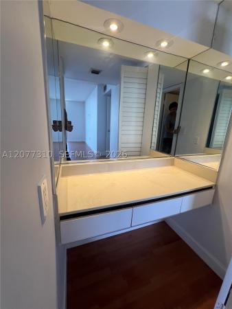 Fairview House, 17500 N Bay Rd #S907, Sunny Isles Beach, Florida 33160, image 2