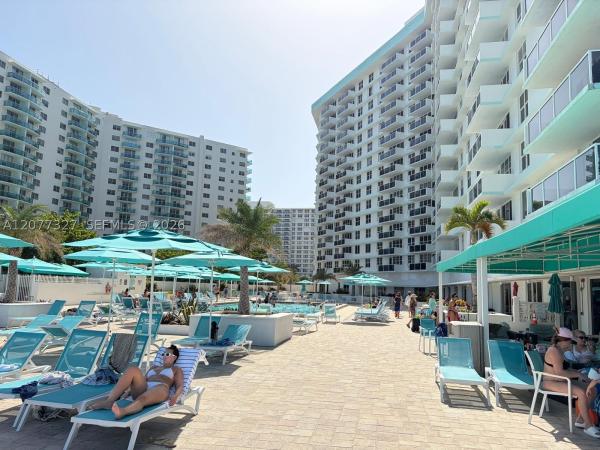 3725 S Ocean Dr #1517, Hallandale Beach, Florida 33019, image 2