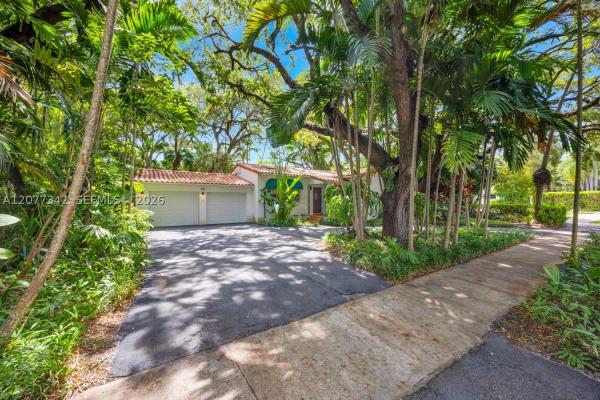 Riviera, 5111 Maggiore St, Coral Gables, Florida 33146, image 1