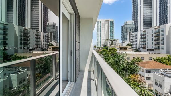 26 Edgewater, 321 NE 26th St #515, Miami, Florida 33137, image 2