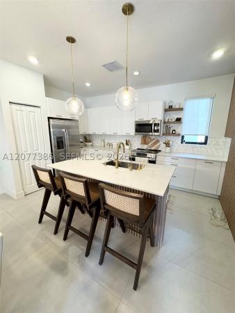 4867 NW 84th Ave, Doral, Florida 33166, image 1