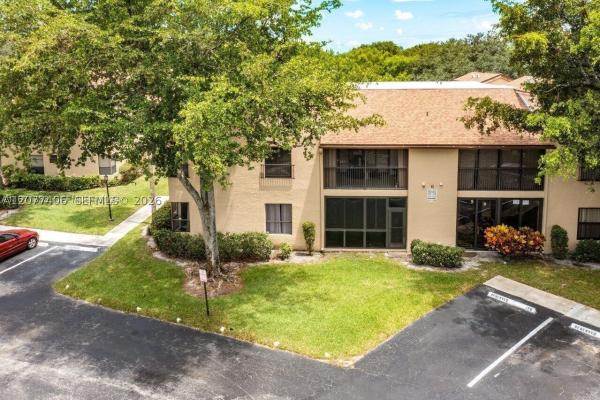 Karanda Village 3, 3709 Cocoplum Cir #3543, Coconut Creek, Florida 33063, image 1