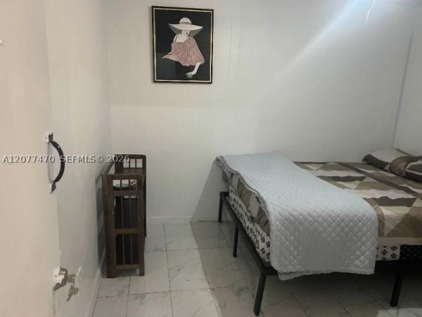 Royal Poinciana, 1918 Sheridan St #1-2, Hollywood, Florida 33020, image 2