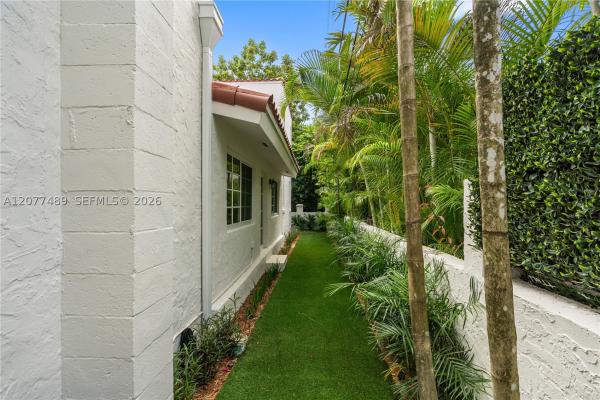 Granada, 1202 Granada Blvd, Coral Gables, Florida 33134, image 1