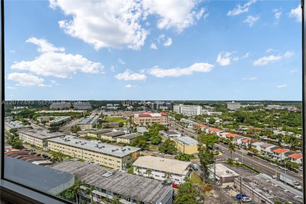 Bayview Towers North, 2150 Sans Souci Blvd #E1, North Miami, Florida 33181, image 2