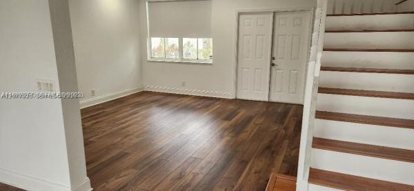 The Glades, 1863 Silverbell Ter, Weston, Florida 33327, image 3