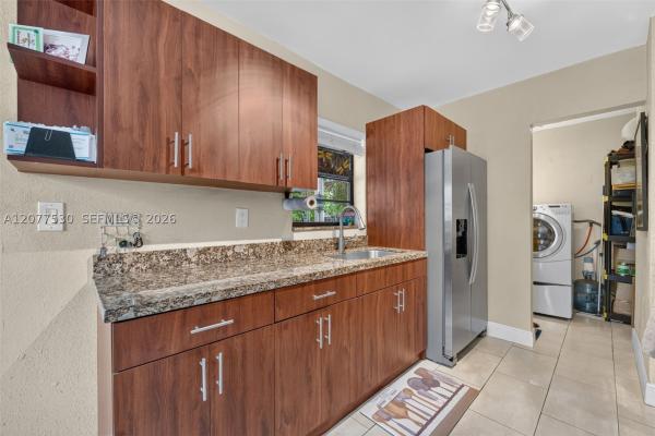 19721 SW 114th Ct, Unincorporated Dade County, Florida 33157, image 2