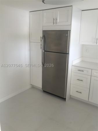 Stanton House, 6900 Bay Dr #5A, Miami Beach, Florida 33141, image 2