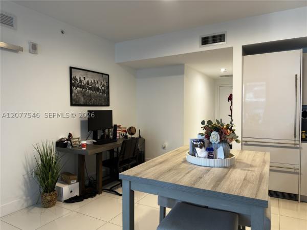 Miami, Florida 33131, image 1